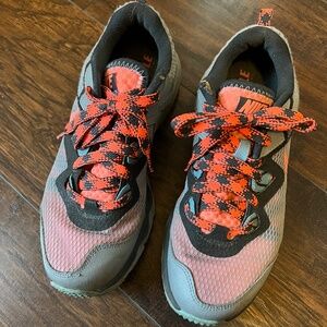 Nike Dual Fusion Women’s Sneakers